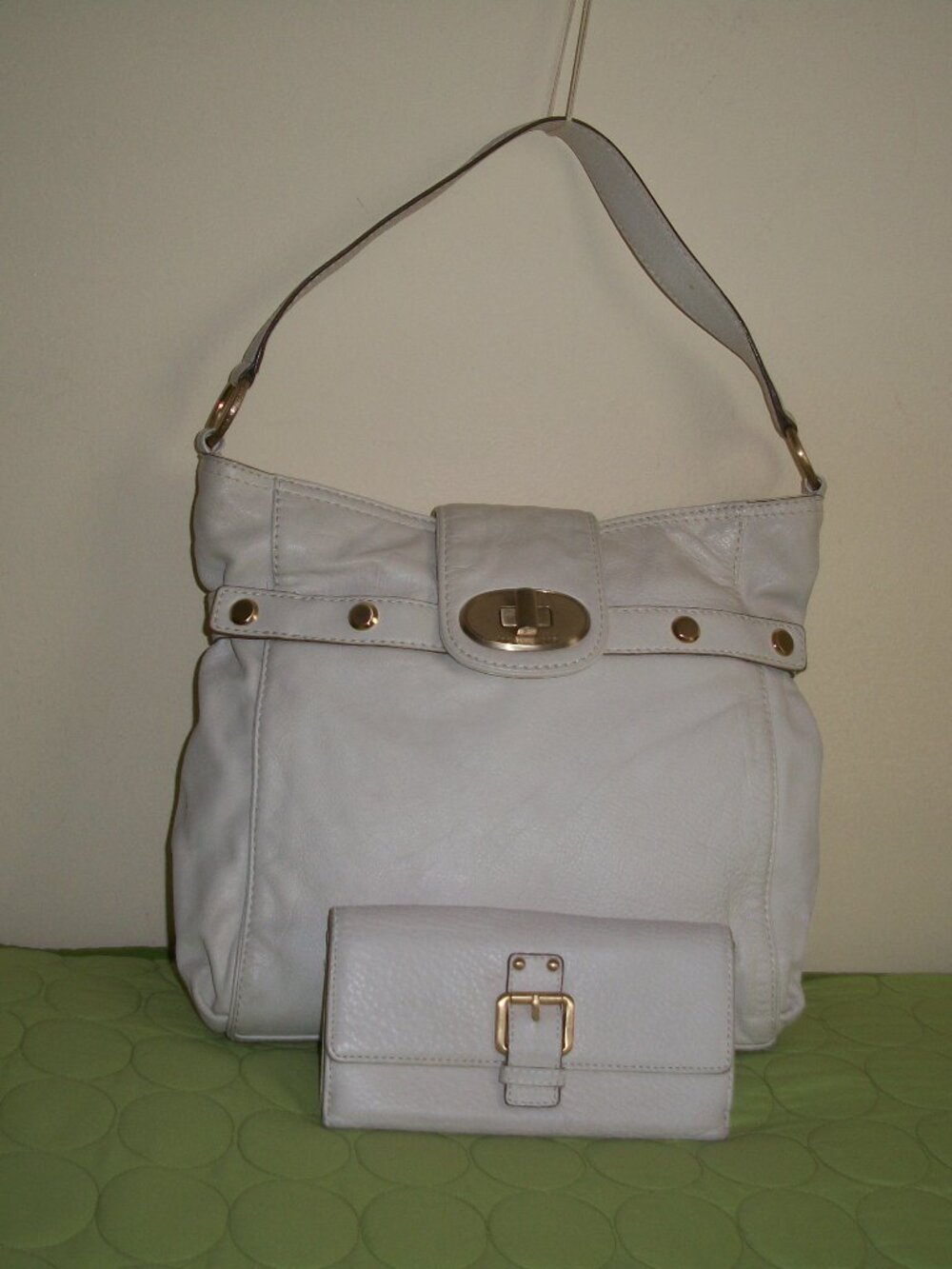 Michael Kors Vintage White Leather Shoulder Bag with Wallet